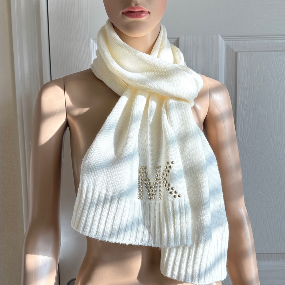 MICHAEL Michael Kors Cream Knit Scarf - Picture 4 of 12